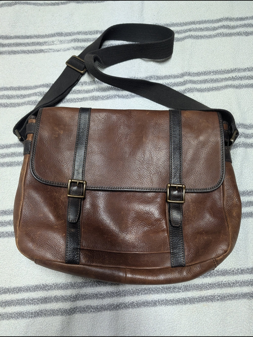 Fossil Brown Leather Messenger Bag with Black Straps